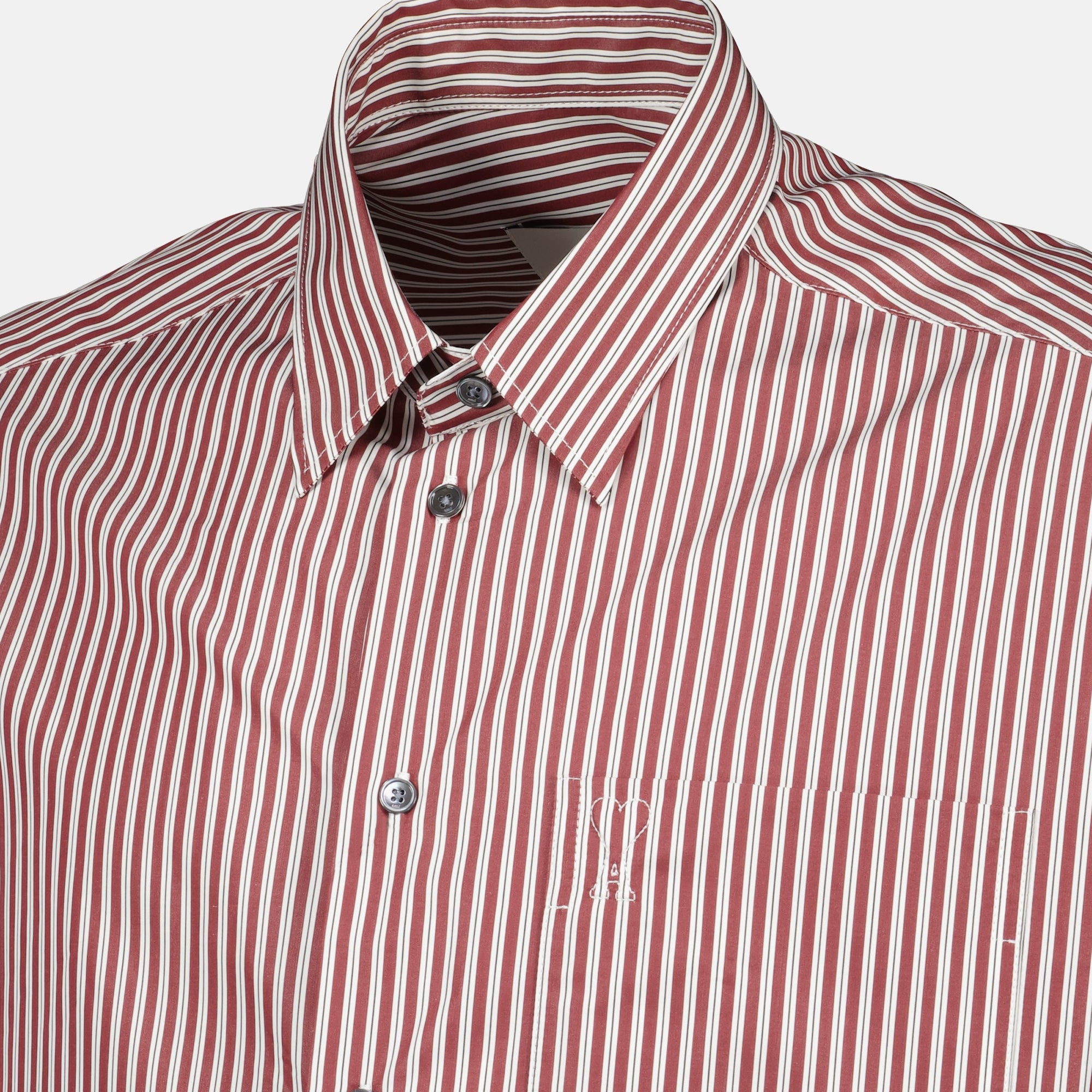 Image of the article Ami heart striped red shirt from the brand Ami PARIS for Unisex - Autumn-Winter Season 2025 - Detailed View 1