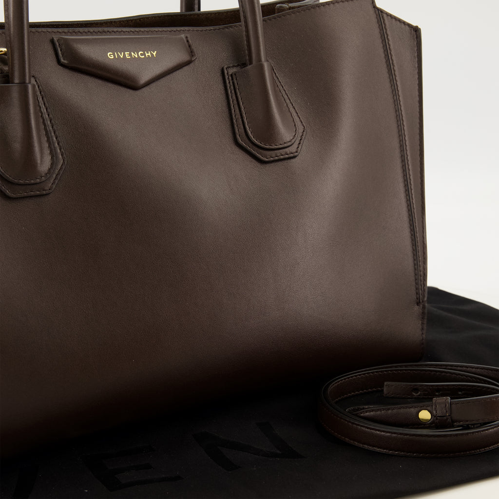 Sacs cabas Antigona Catchall Medium Brown Leather Bag Givenchy Marron Femme
