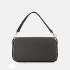 Bild des Fendi Baguette Bags für Herren - Herbst-Winter 2025 - Rückansicht