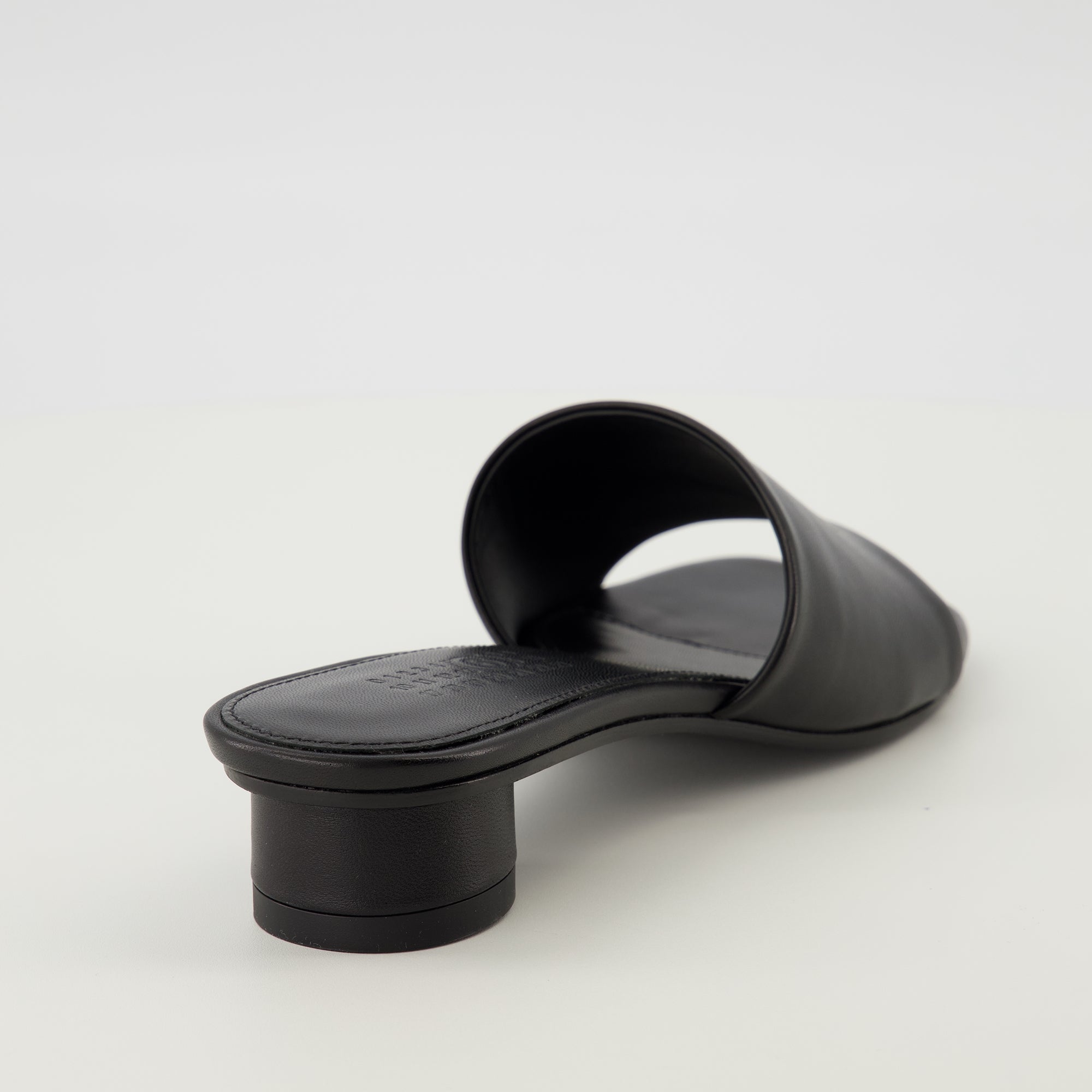 Chaussures ouvertes Sandales Anatomic noir Mm6 Noir Femme