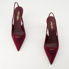 Bild der Prada Damen Pumps aus Kalbsvelours - Herbst-Winter 2025 - Draufsicht auf das Schuhpaar