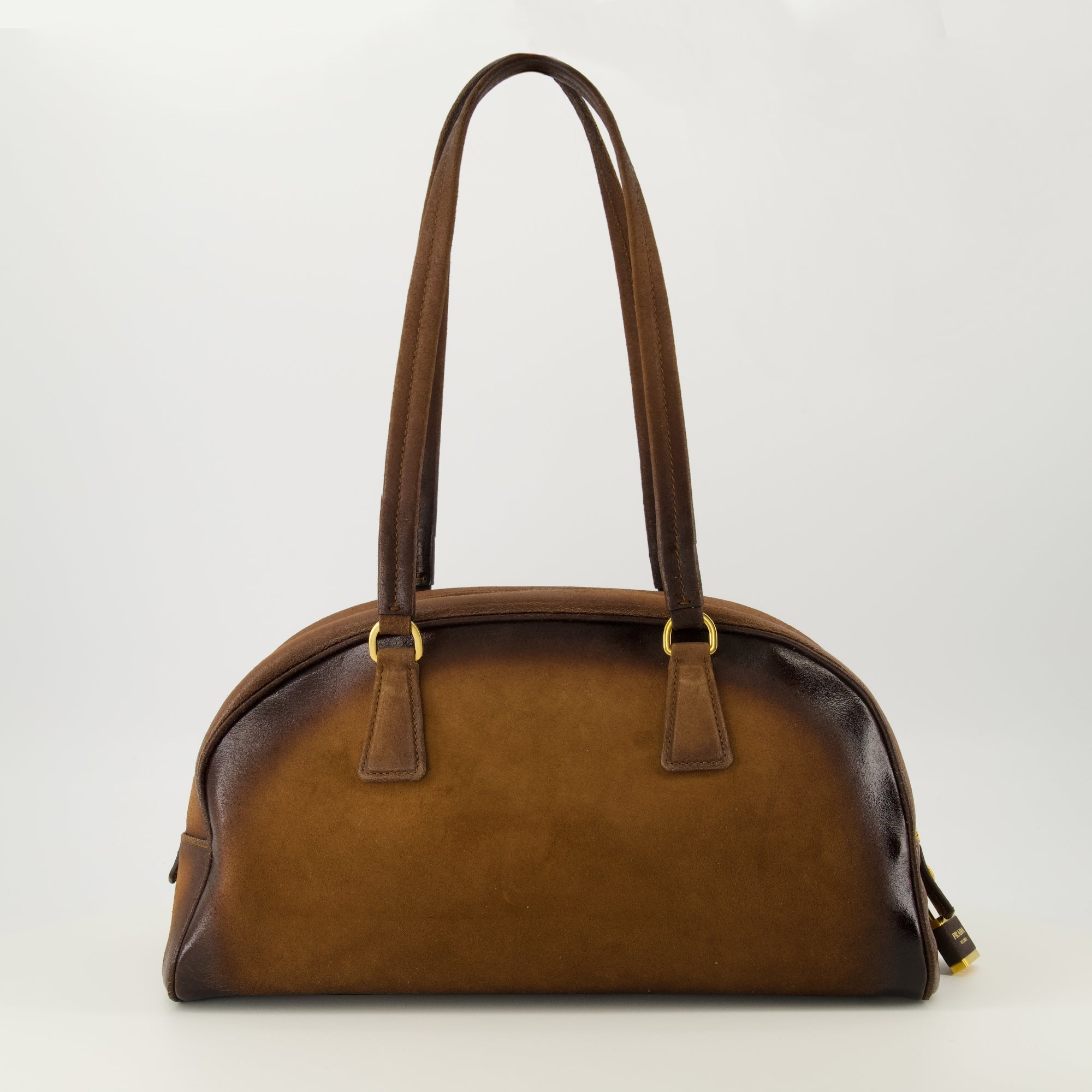 Image de l'article Sac Bowling de la marque Prada pour Femme - Saison Automne-Hiver 2025 - Vue de Dos