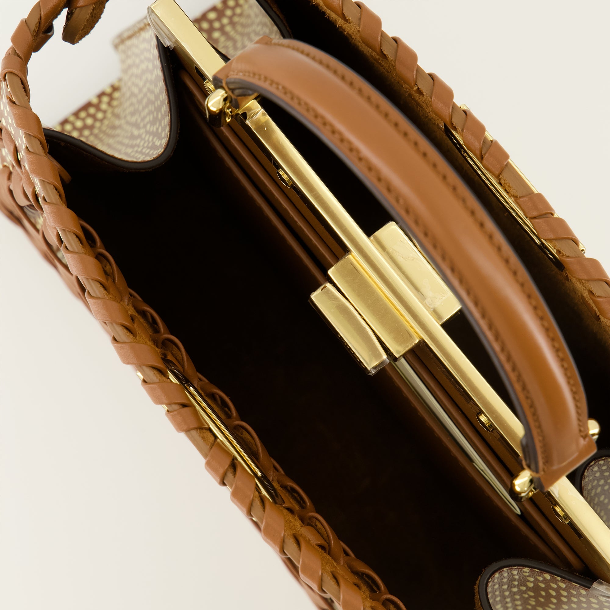 Image de l'article Peekaboo I See U small maroon de la marque Fendi pour Femme - Saison Printemps-Été 2026 - Vue détaillée_3