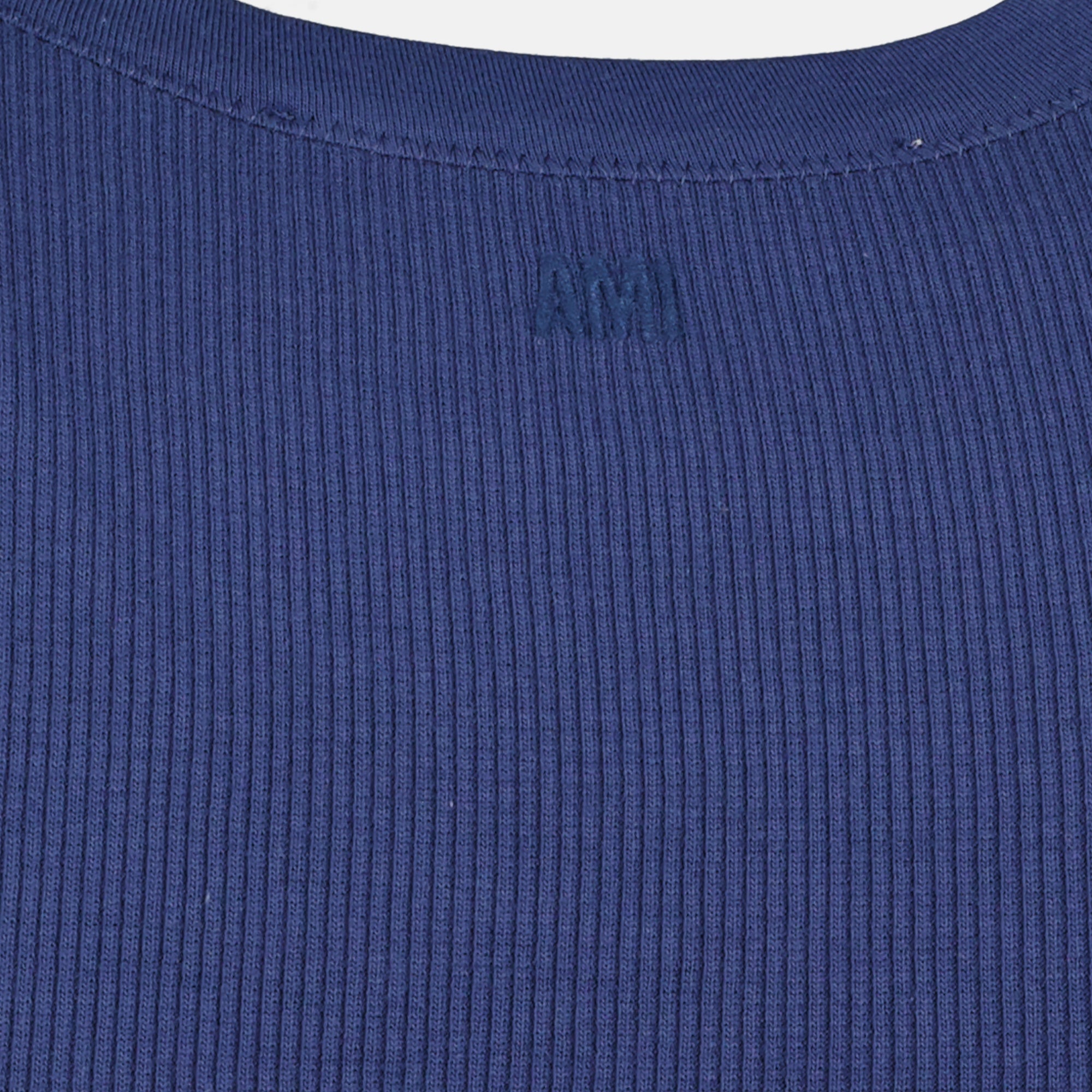 Image de l'article Débardeur Ami de coeur bleu marine de la marque Ami PARIS pour Femme - Saison Printemps-Été 2026 - Vue détaillée_2