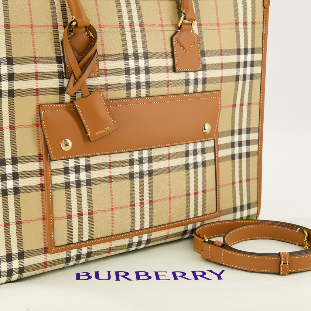 Sacs cabas Bolsa Tote Freya Check Burberry Beige Femme