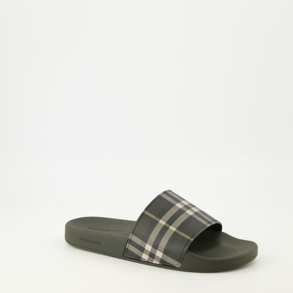 Chaussures ouvertes Check Khaki Slippers Burberry Kaki Homme