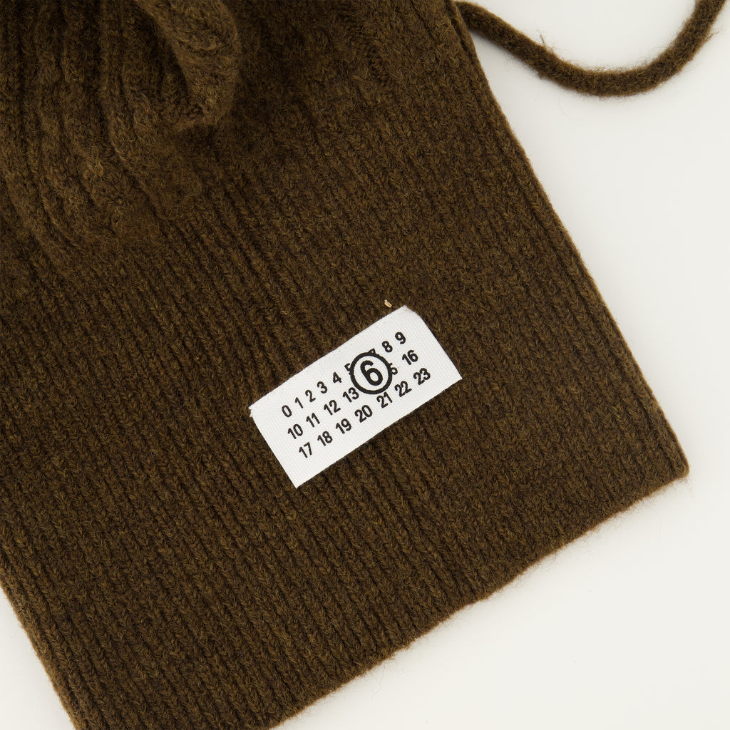 Image de l'article Cagoule en maille marron de la marque Mm6 pour Femme - Saison Automne-Hiver 2025 - Vue détaillée_2