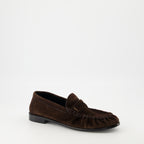Bild des Moccasins Loafer Supple von Saint Laurent für Herren - Herbst-Winter-Saison 2025 - Dreiviertelansicht vorne rechts