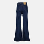 Imagen de los Jeans Flare de Ami PARIS para Mujer - Temporada Otoño-Invierno 2025 - Vista Trasera