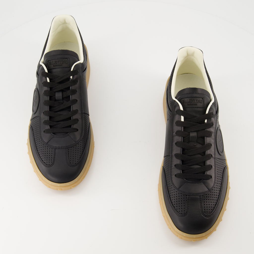 Baskets UpVillage Sneakers Valentino Garavani Noir Homme