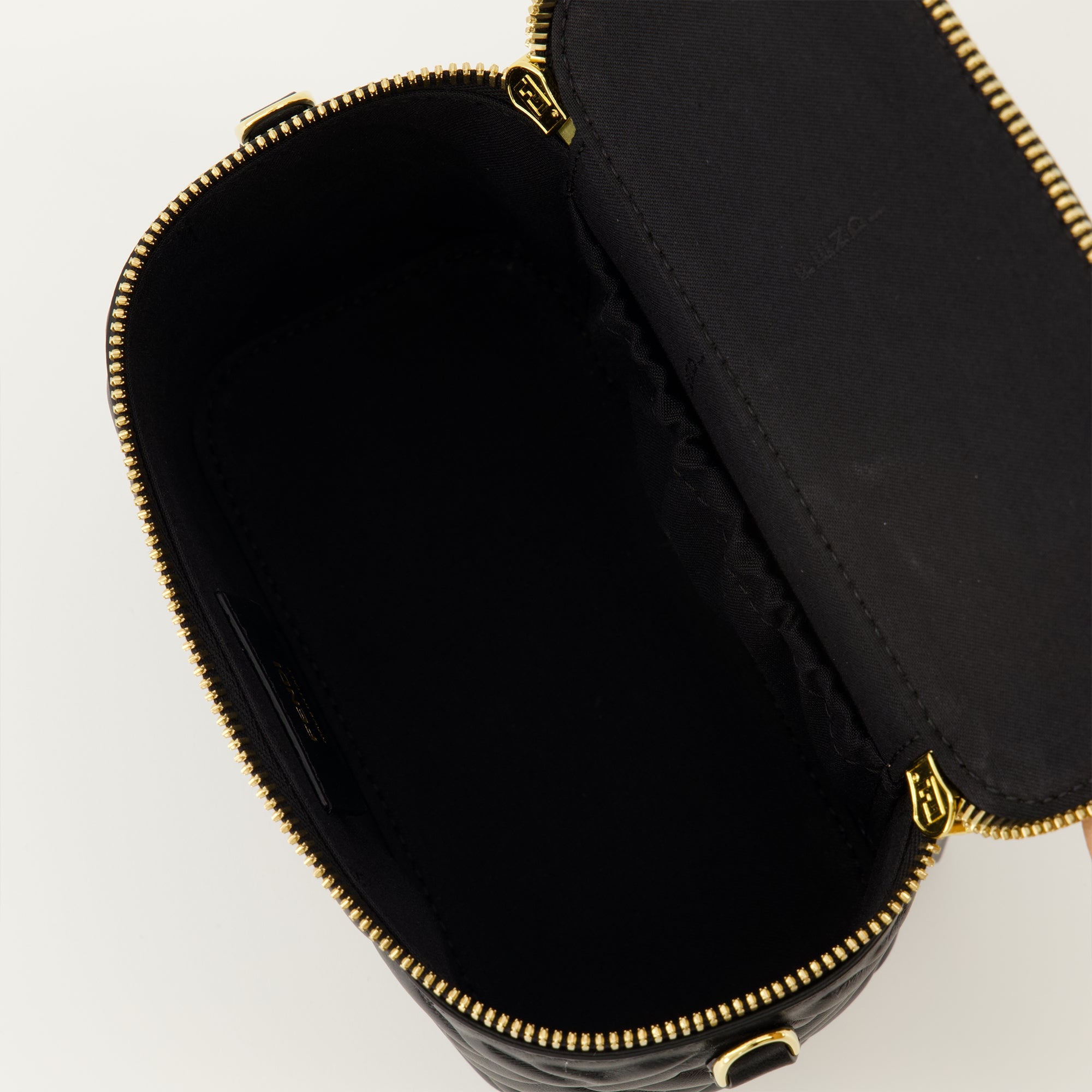 펜디 여성용 바니티 백 이미지 - 2025 가을-겨울 - 상세 보기_3