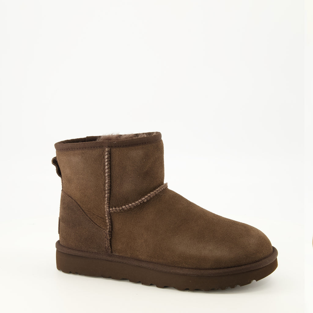 Bottines Classic Mini II Braune Stiefeletten Ugg Marron Femme