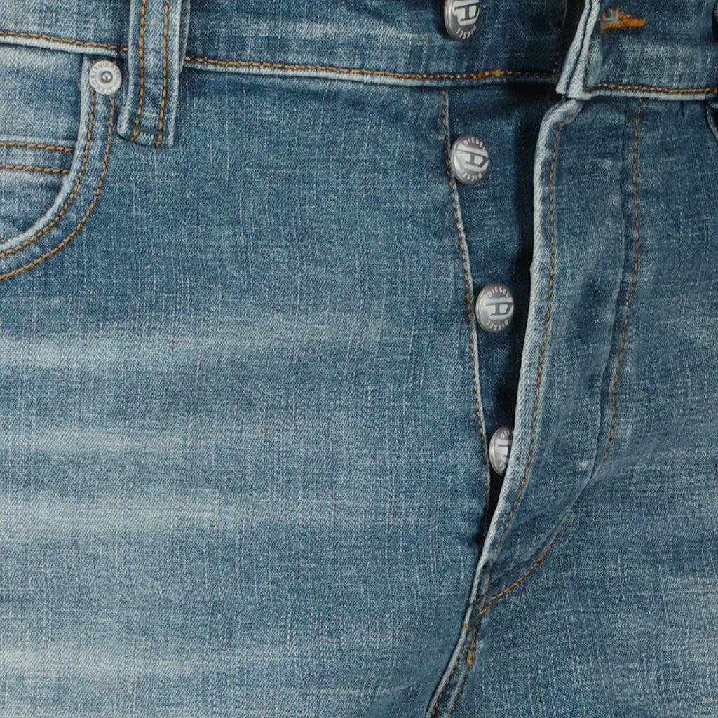 Image de l'article Jean 1993 D-Vyl L.30 de la marque Diesel pour Homme - Saison Automne-Hiver 2025 - Vue détaillée_1