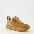 Imagen de las zapatillas Lowmel de Ugg para mujer - Otoño-Invierno 2025 - Vista tres cuartos frontal derecha