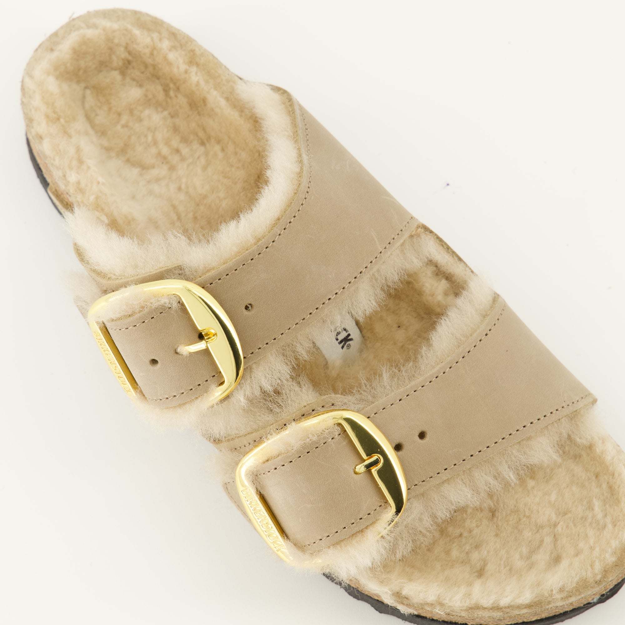 Image de l'article Sandales Arizona Big Buckle de la marque Birkenstock pour Femme - Saison Automne-Hiver 2025 - Vue détaillée de haut