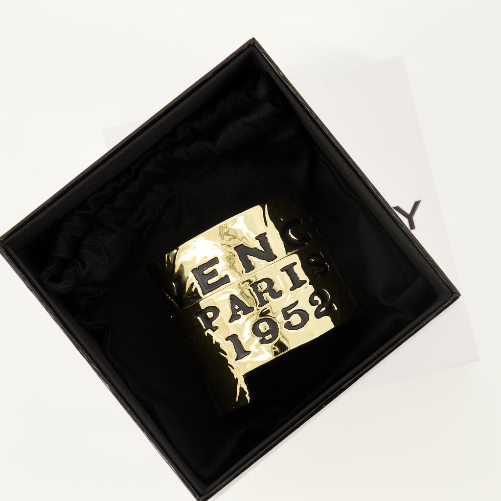 여성을 위한 지방시 금색 테이프 커프 이미지 - 2025 가을-겨울 시즌 - 상세 보기