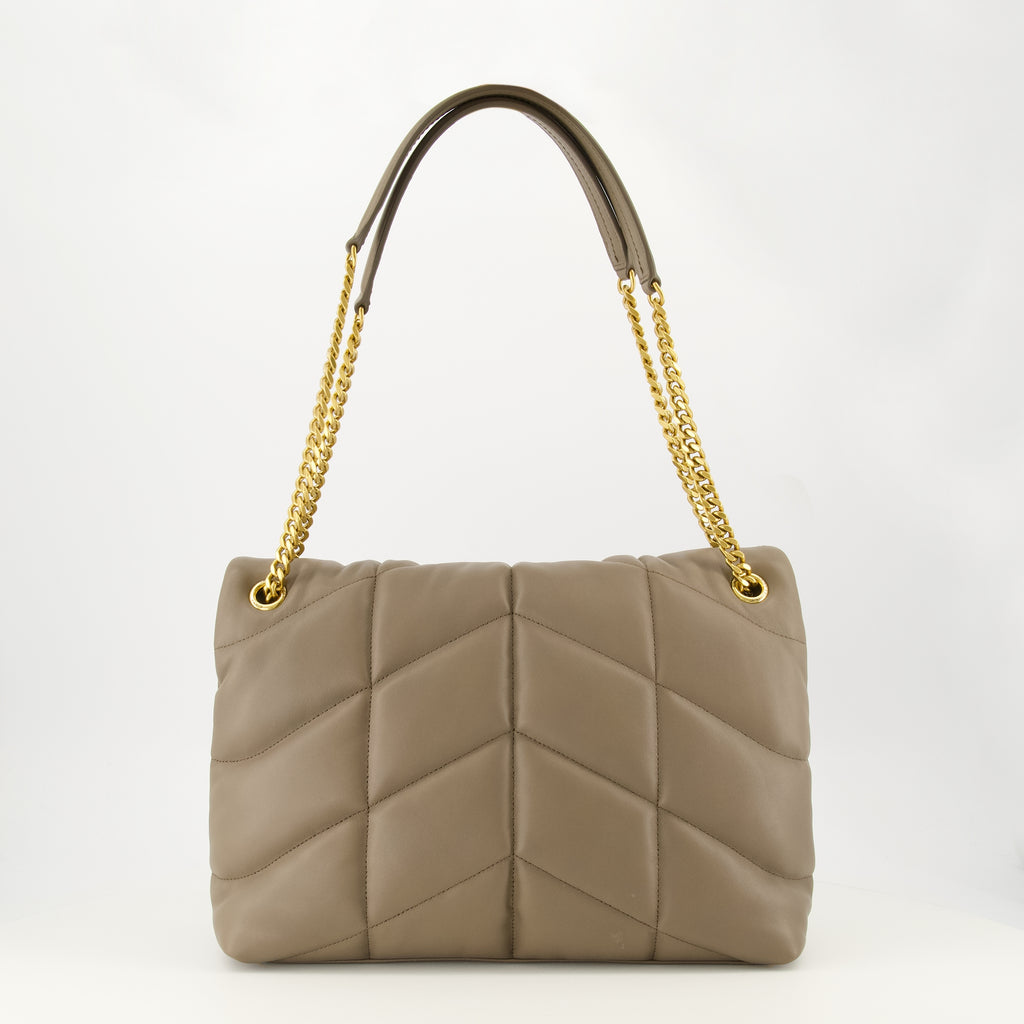 Image de l'article Sac Puffer medium gris de la marque Saint Laurent pour Femme - Saison Printemps-Été 2026 - Vue de Dos