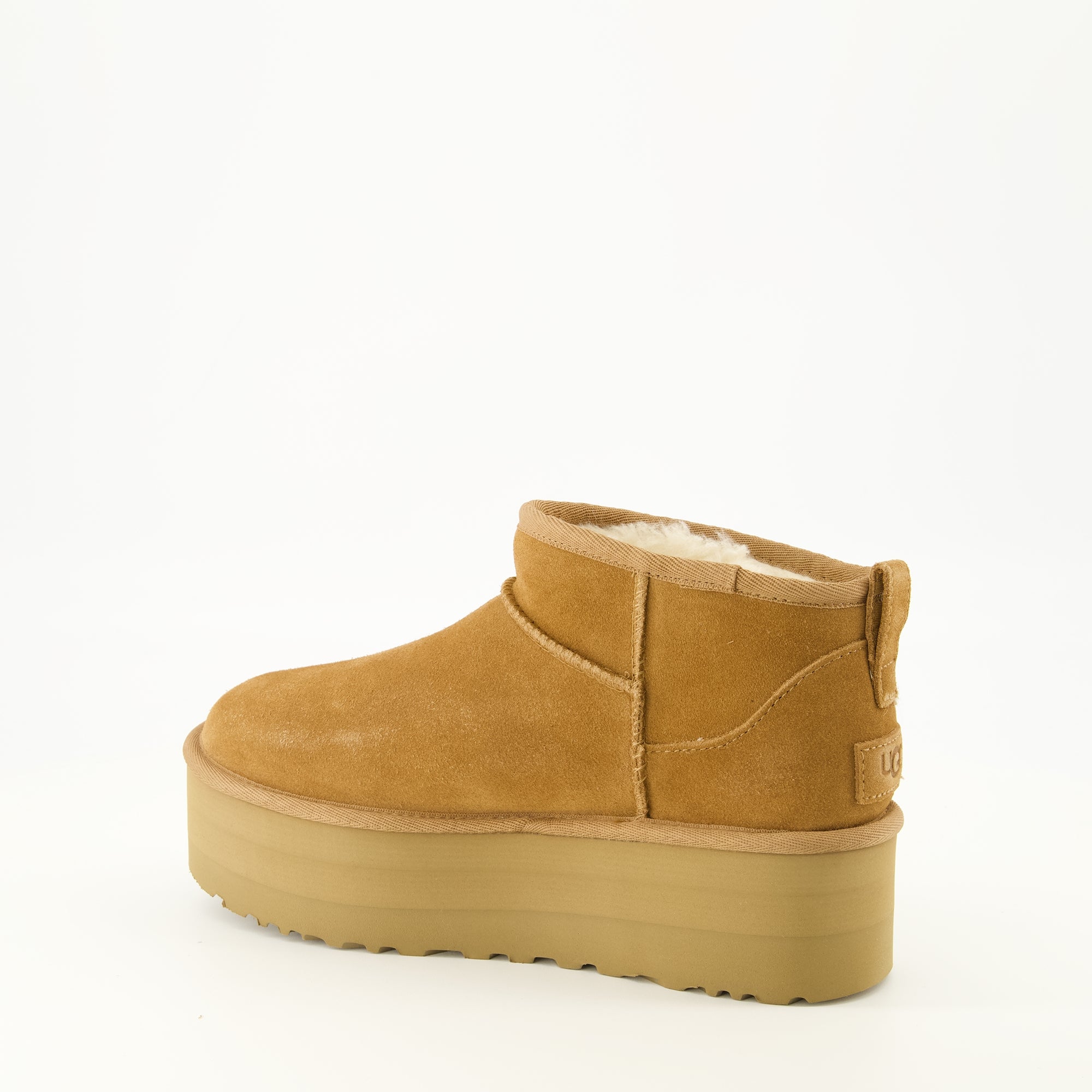 Bottines Braune klassische Ultra Mini-Plattform-Stiefeletten Ugg Marron Femme