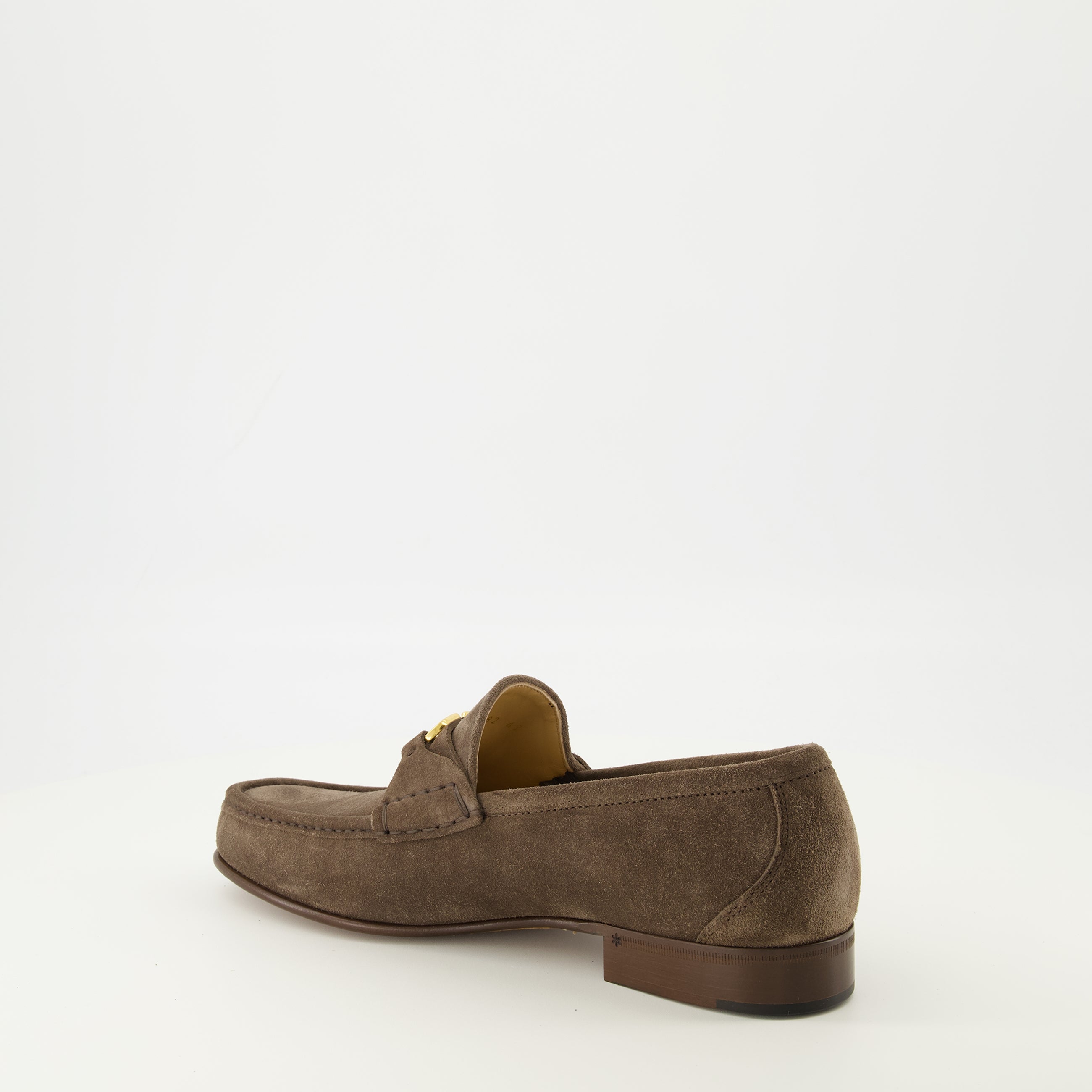 Image of the Vlogo moccasins in brown suede by Valentino Garavani for Men - Spring-Summer 2026 - Right rear three-quarters view