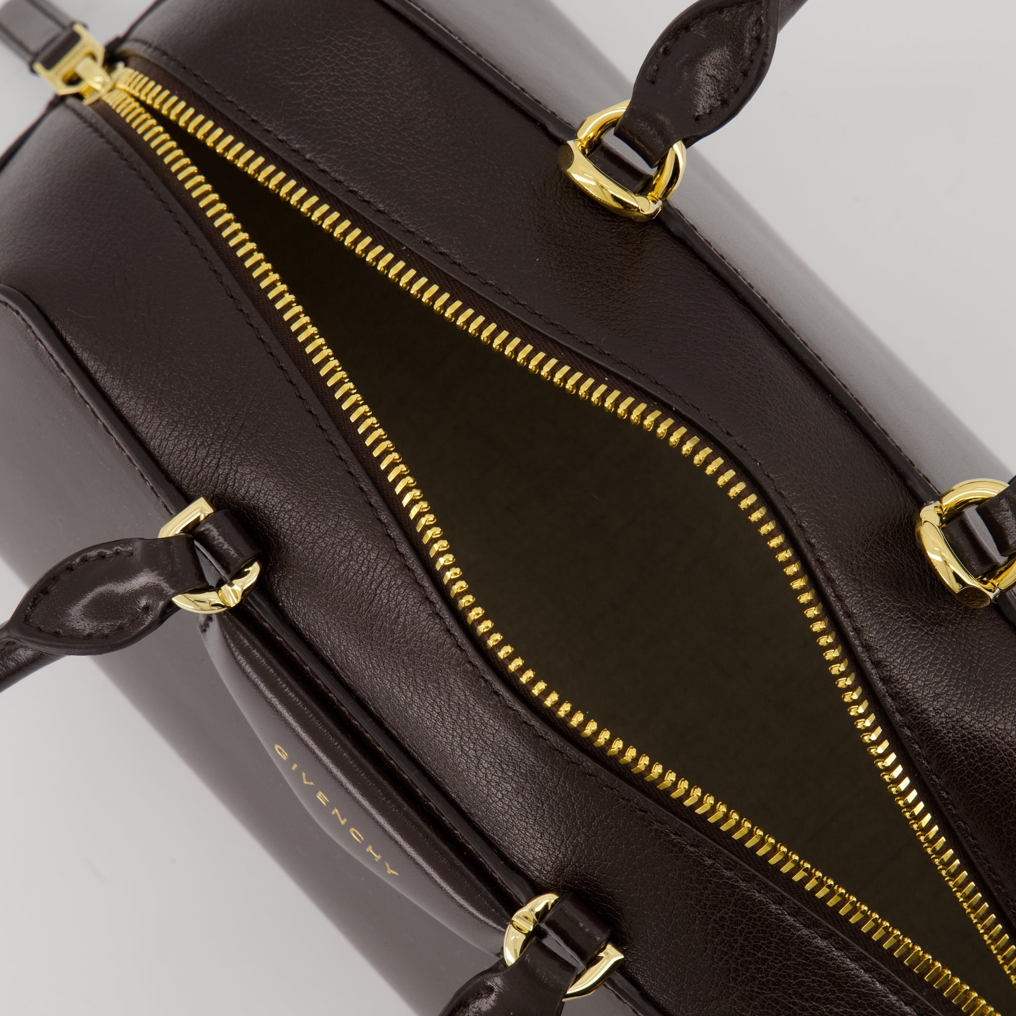 Sacs à main et épaule スモール アンティゴナ キューブ イースト-ウエスト バッグ Givenchy Marron Femme