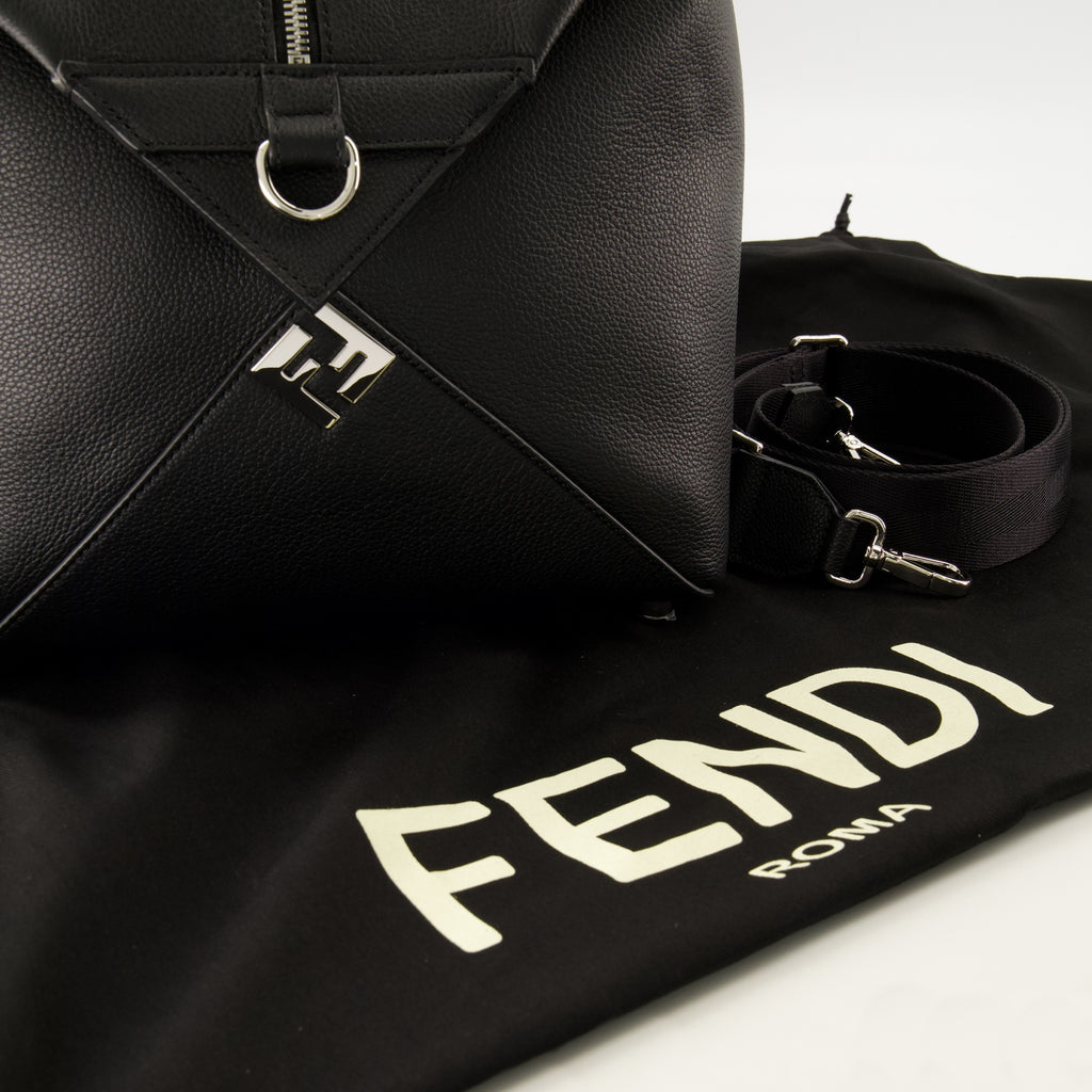 Sacs de sport et voyage 펜디 루이 55 블랙 가죽 여행 가방 Fendi Gris Femme