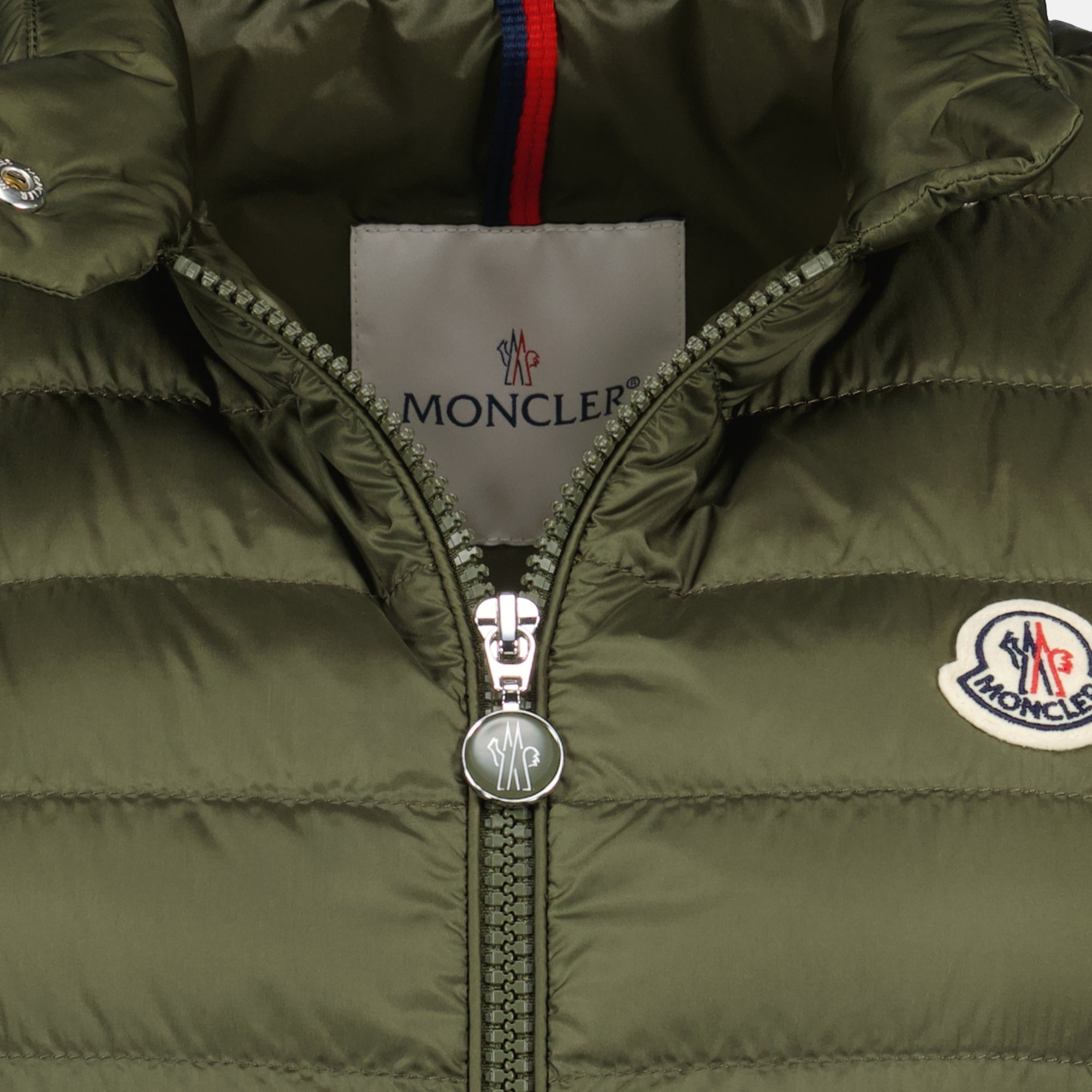 Image of the Moncler Women's Igens khaki sleeveless down jacket - Spring-Summer 2026 - Detailed View_2