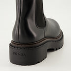 Bottes et bottines Bottines en cuir Prada Noir Homme
