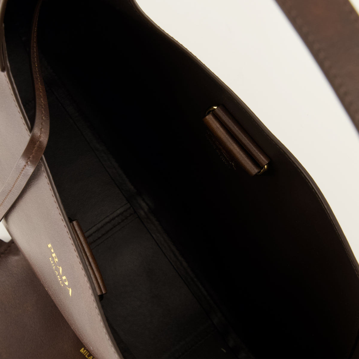 Sacs à main et épaule Braune Leder Boogie Tasche Prada Marron Femme