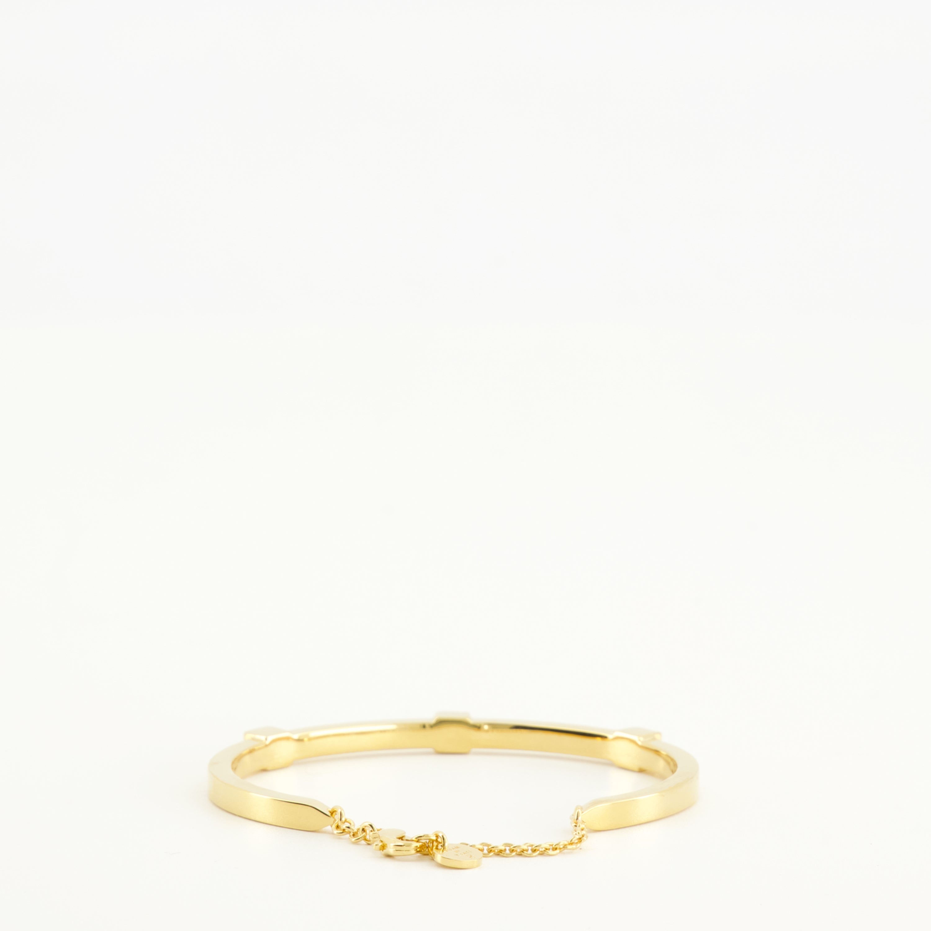 Image of the Forever Fendi gold bracelet from the Fendi brand for Women - Spring-Summer 2026 - Back View