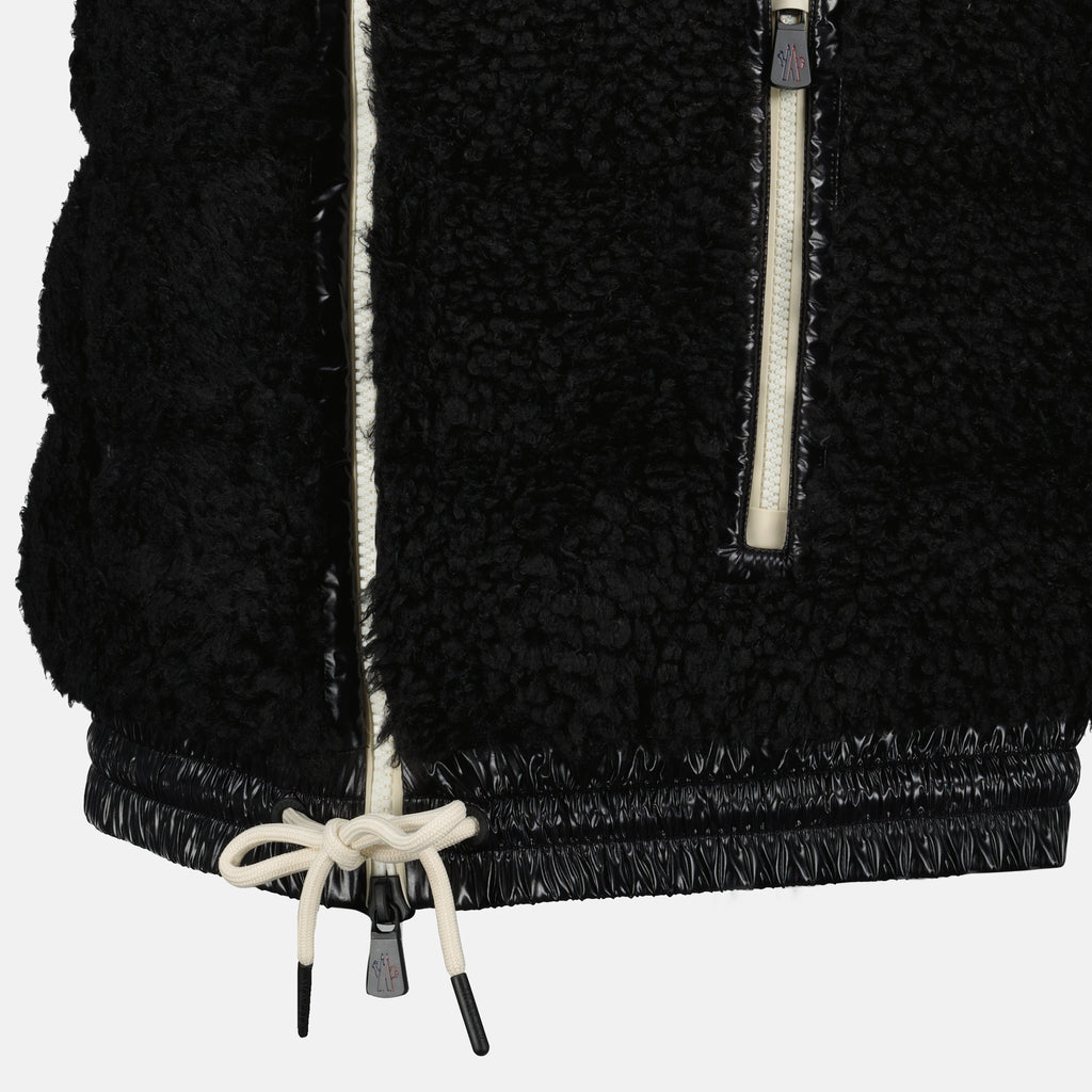 Bild des ärmellosen Mantels der Marke Moncler Grenoble für Damen - Herbst-Winter 2025 - Detailansicht_6