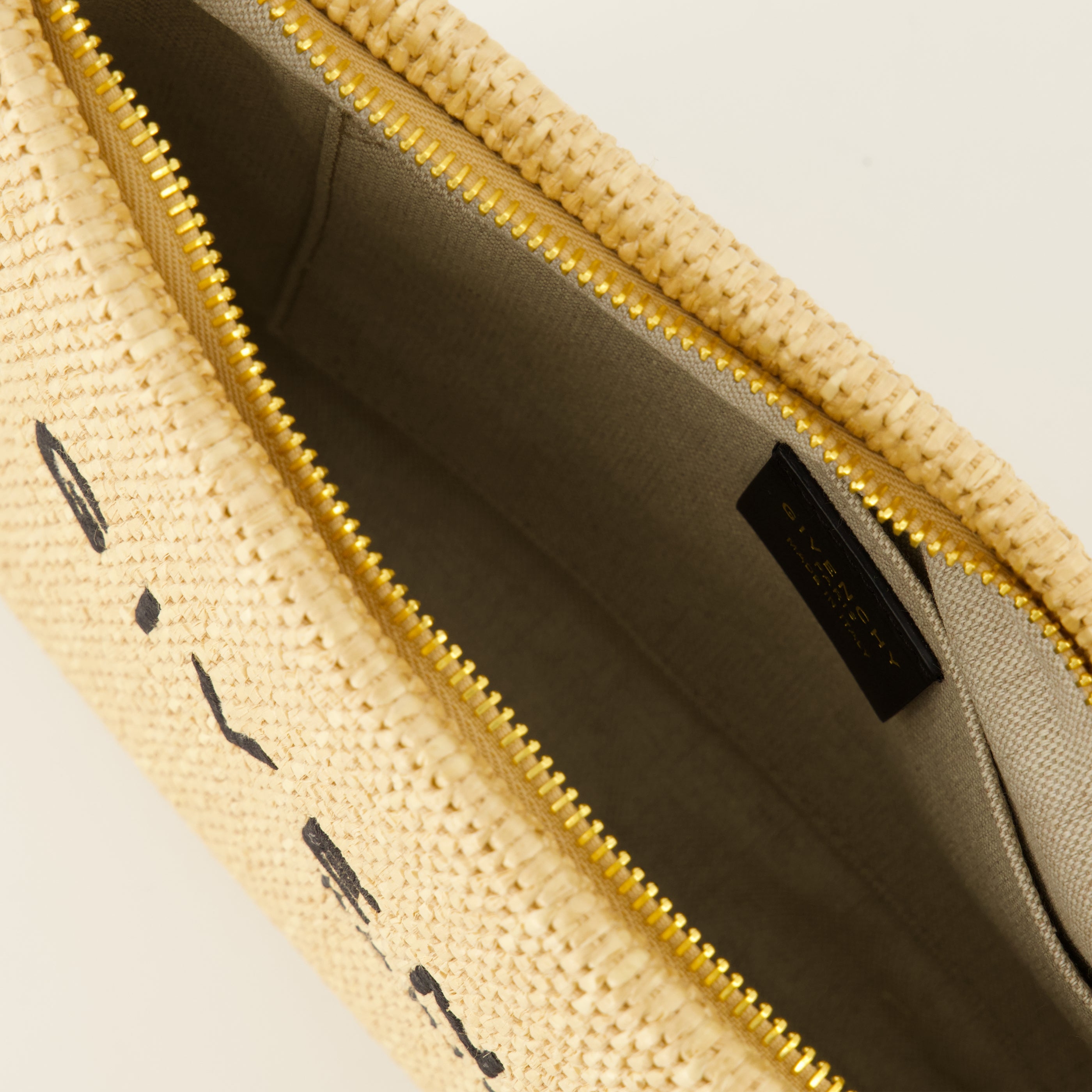 Pochettes Clutch de Raffia Beige Givenchy Beige Femme