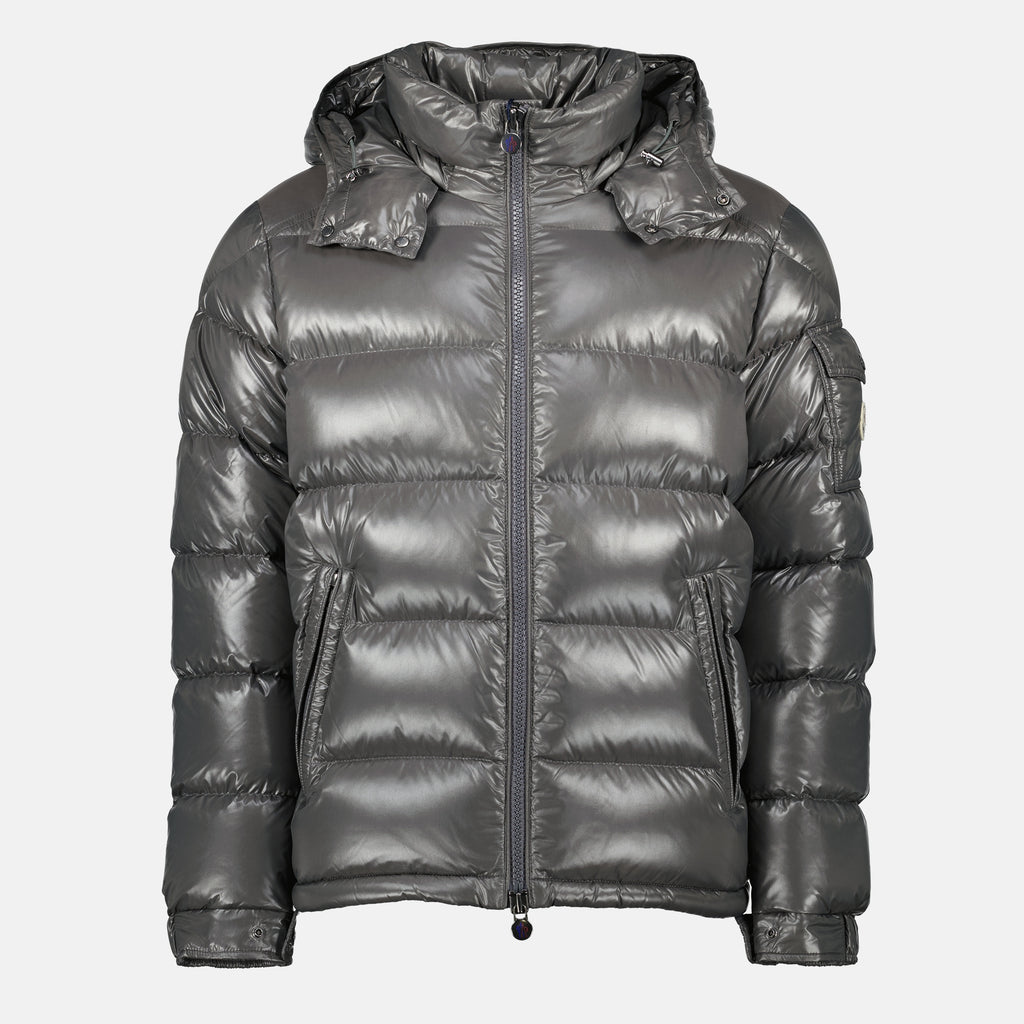 Image de l'article Doudoune Maya grise de la marque Moncler pour Homme - Saison Automne-Hiver 2025 - Vue de Face
