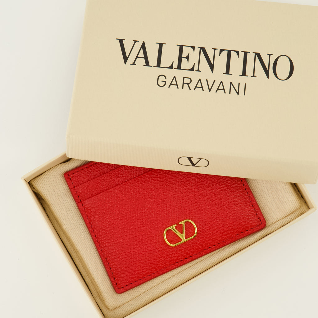 Image of the VLogo red card holder from Valentino Garavani for women - Spring-Summer 2026 - Detailed view_3