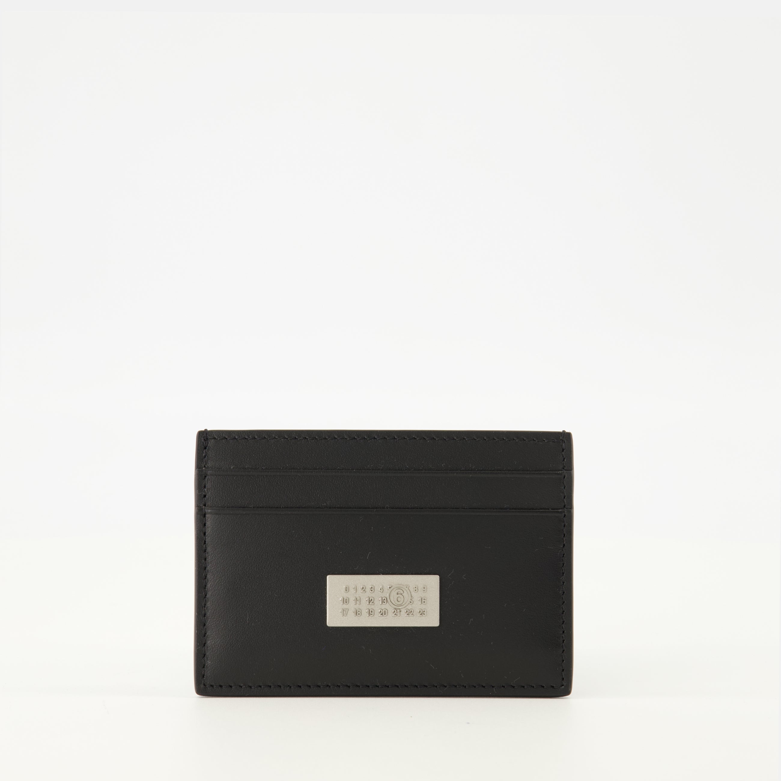 Image de l'article Porte-cartes Numeric noir de la marque Mm6 pour Unisex - Saison Printemps-Été 2026 - Vue de Face