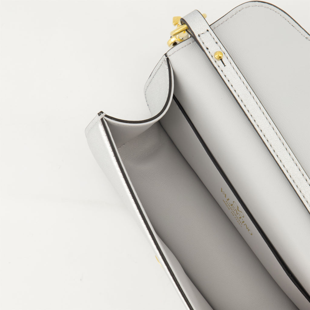 Sacs à main et épaule Sac VLogo en cuir lamé Valentino Garavani Argenté Femme