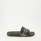 Imagen de las Chanclas Check Kaki de Burberry para Hombre - Temporada Primavera-Verano 2026 - Vista lateral derecha