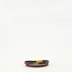 Imagen de la pulsera de doble vuelta en burdeos efecto cocodrilo de la marca Saint Laurent para Mujer - Temporada Otoño-Invierno 2025 - Vista Frontal