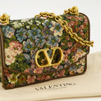 Imagen del bolso Vain bordado de Valentino Garavani para mujer - Temporada Primavera-Verano 2026 - Vista Detallada_2