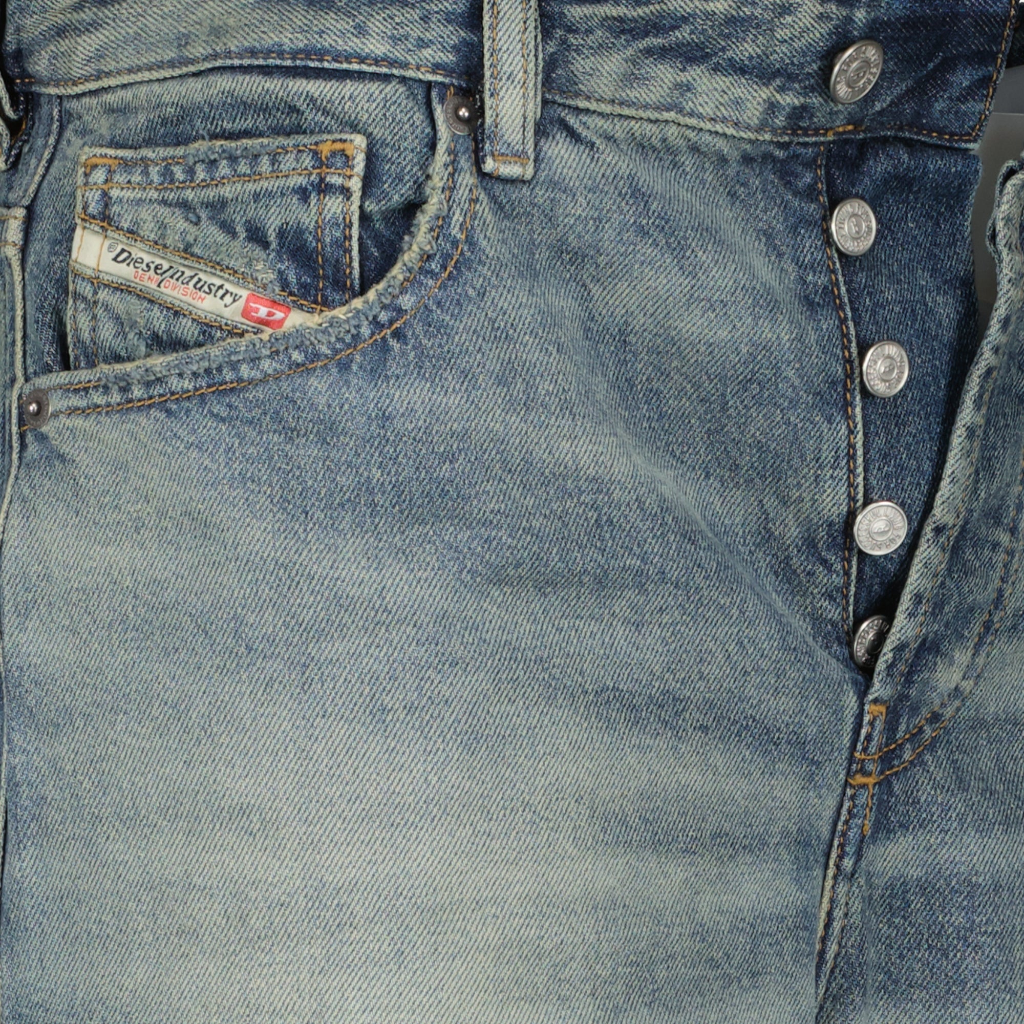 Image of the Jean D-Sire 1996 L.28 article by Diesel for Women - Spring-Summer 2026 - Detailed View_1