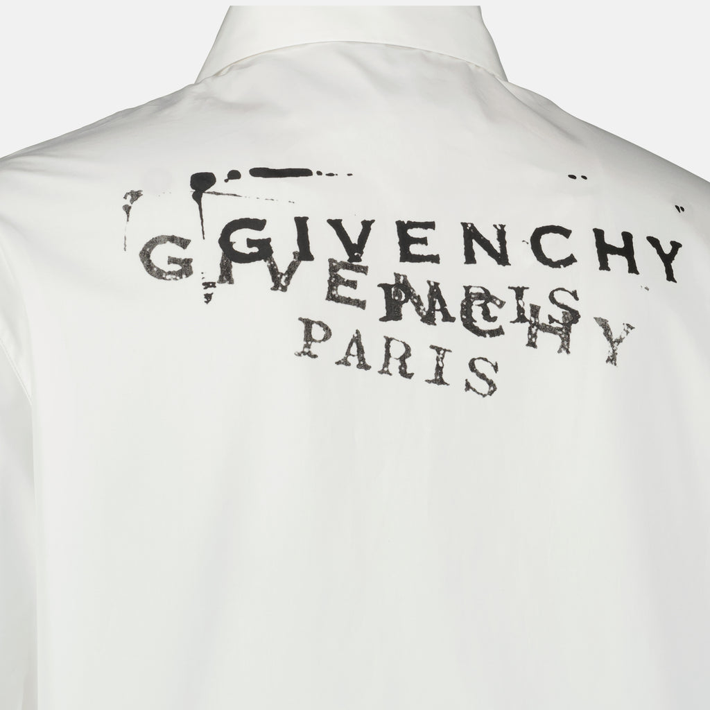 Image of the Givenchy Stamp white shirt from the Givenchy brand for Men - Spring-Summer 2026 - Detailed View_2