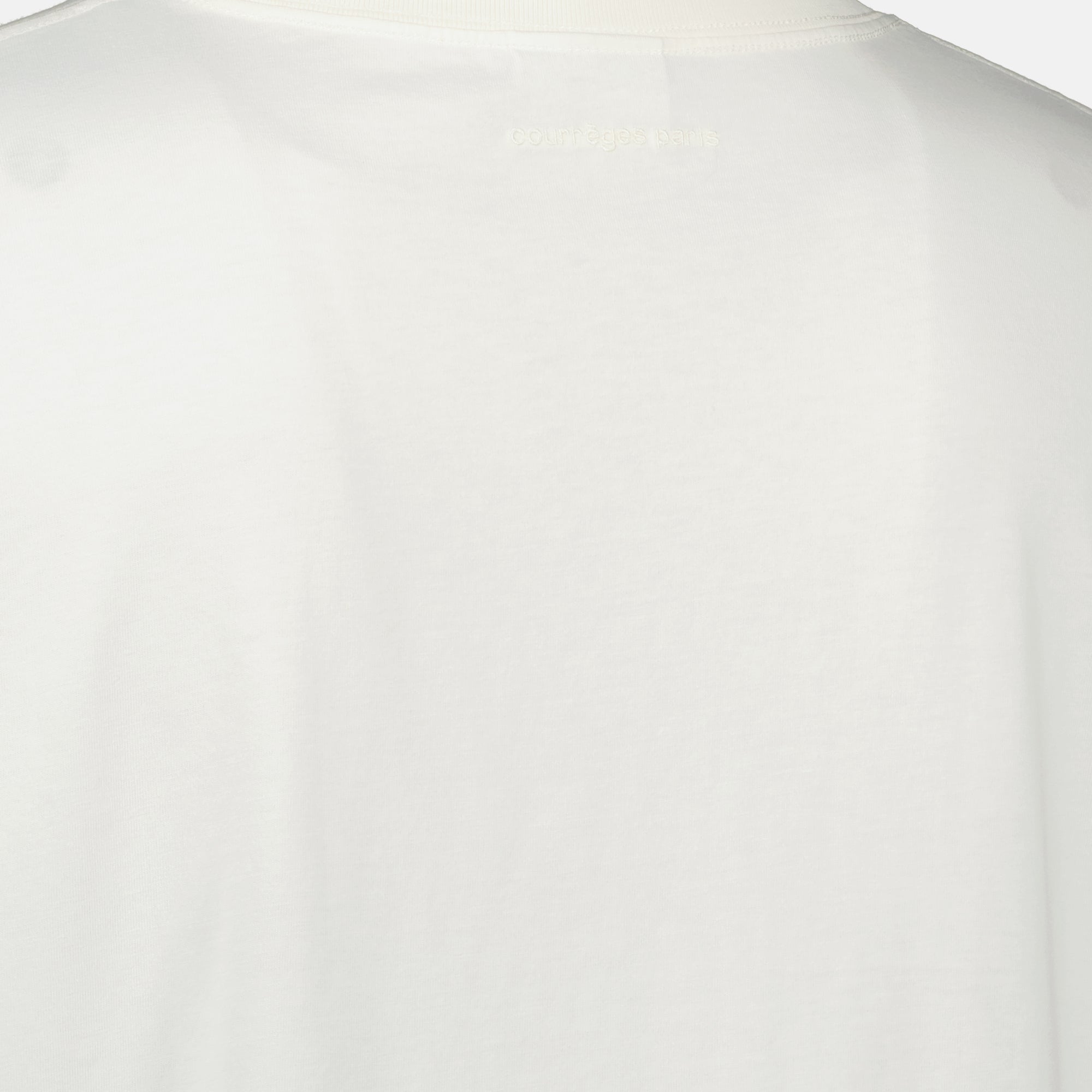 Image of the oversized T-Shirt by the brand Courrèges for Men - Autumn-Winter Season 2025 - Detailed View 5
