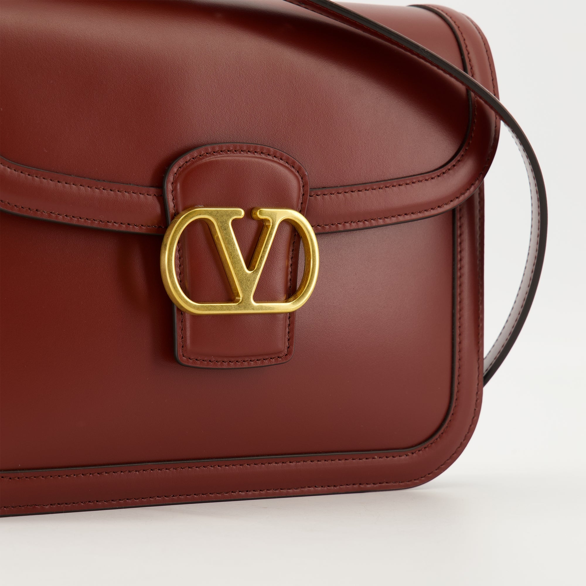 Image de l'article Sac en cuir de la marque Valentino Garavani pour Femme - Saison Automne-Hiver 2025 - Vue détaillée_2