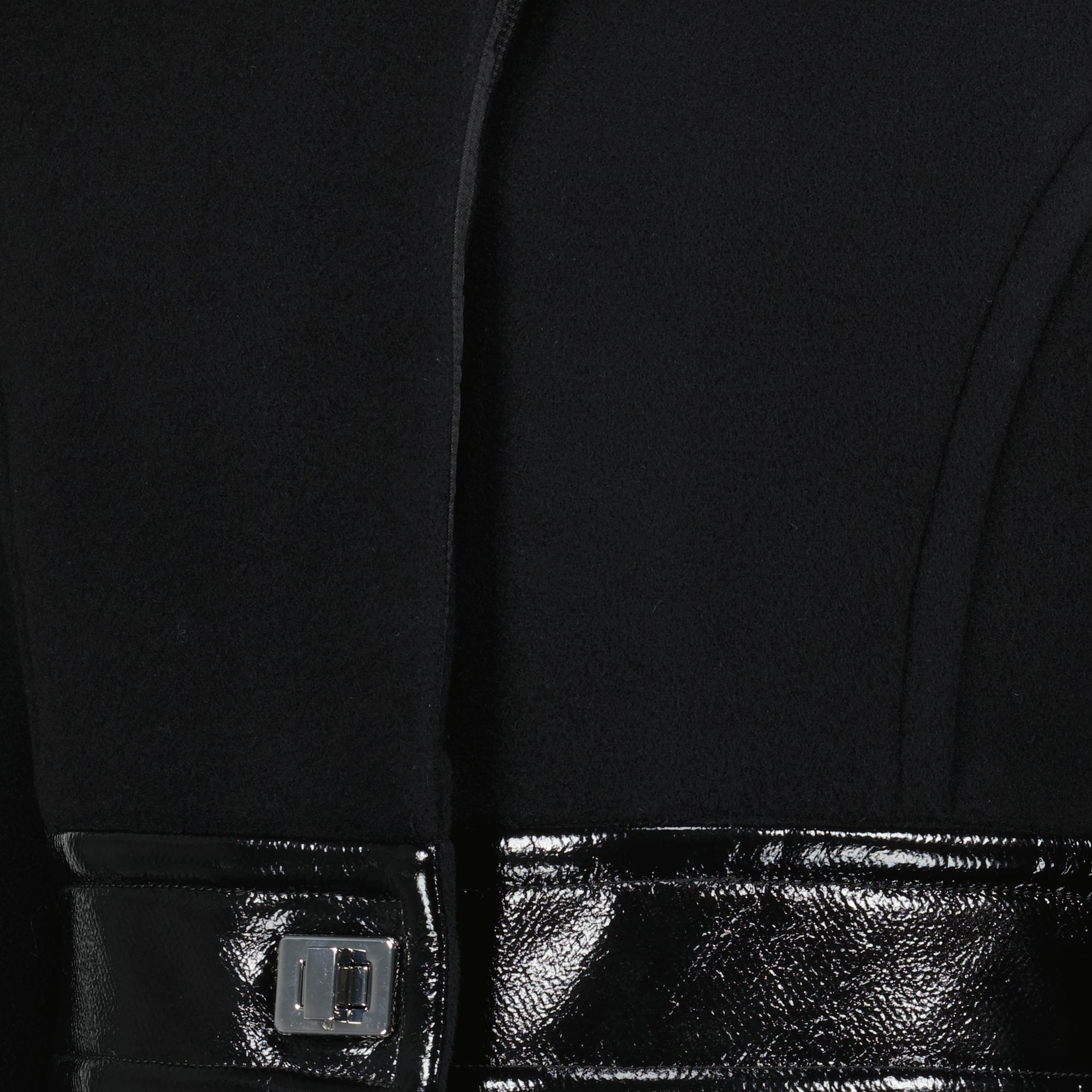 Image de l'article Veste courte en laine de la marque Patou pour Femme - Saison Automne-Hiver 2025 - Vue détaillée_3