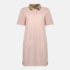 Imagen del vestido polo a cuadros rosa de Burberry para mujer - Temporada Primavera-Verano 2026 - Vista Frontal