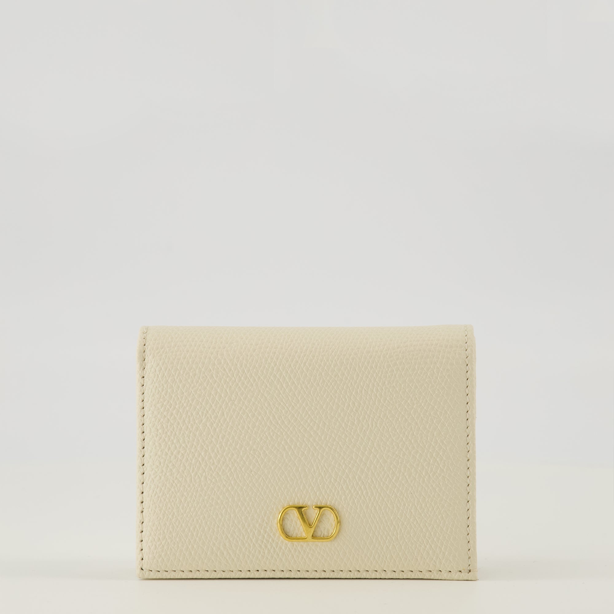 Imagen del artículo Carteras Vlogo blancas de la marca Valentino Garavani para Mujer - Temporada Primavera-Verano 2026 - Vista Frontal