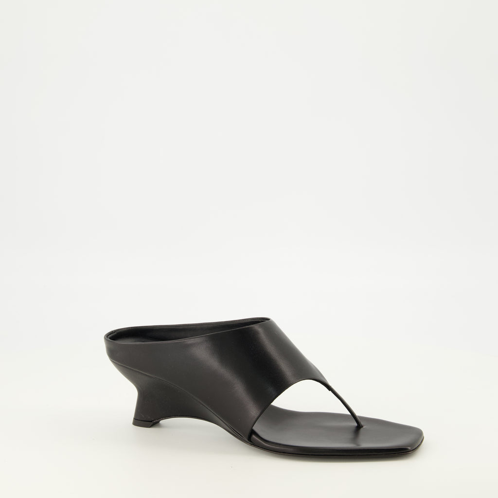 Chaussures ouvertes Mules Marlow en cuir noir Khaite Noir Femme