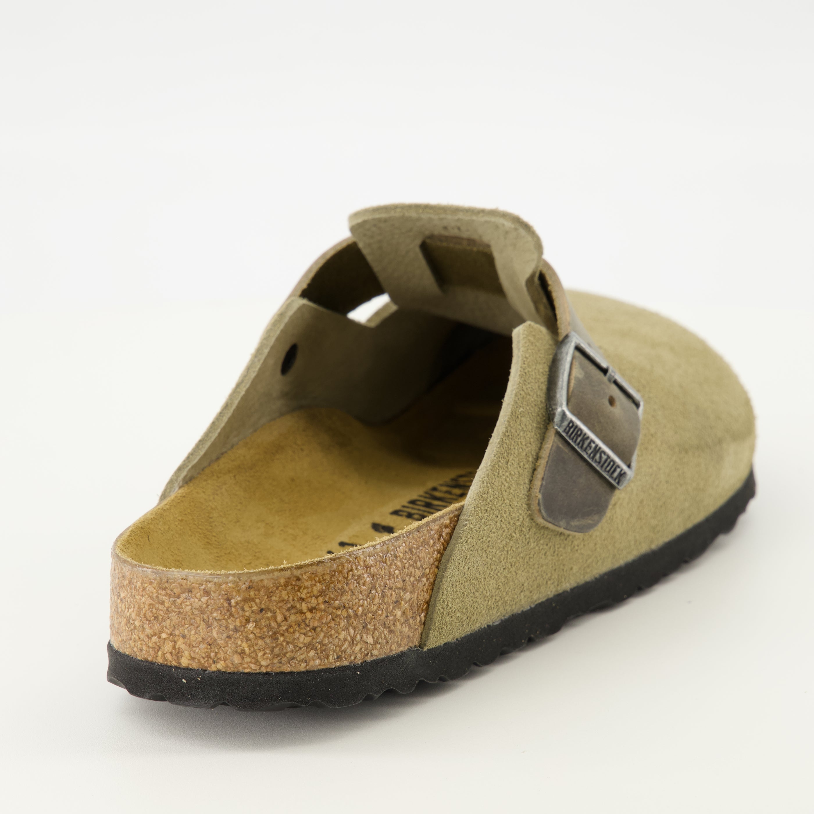 Chaussures ouvertes Mules Boston kaki en cuir suède Birkenstock Kaki Homme