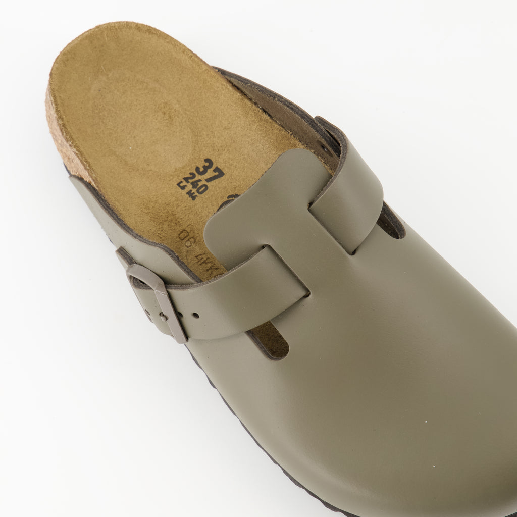 Chaussures ouvertes Mules Boston Birkenstock Kaki Femme