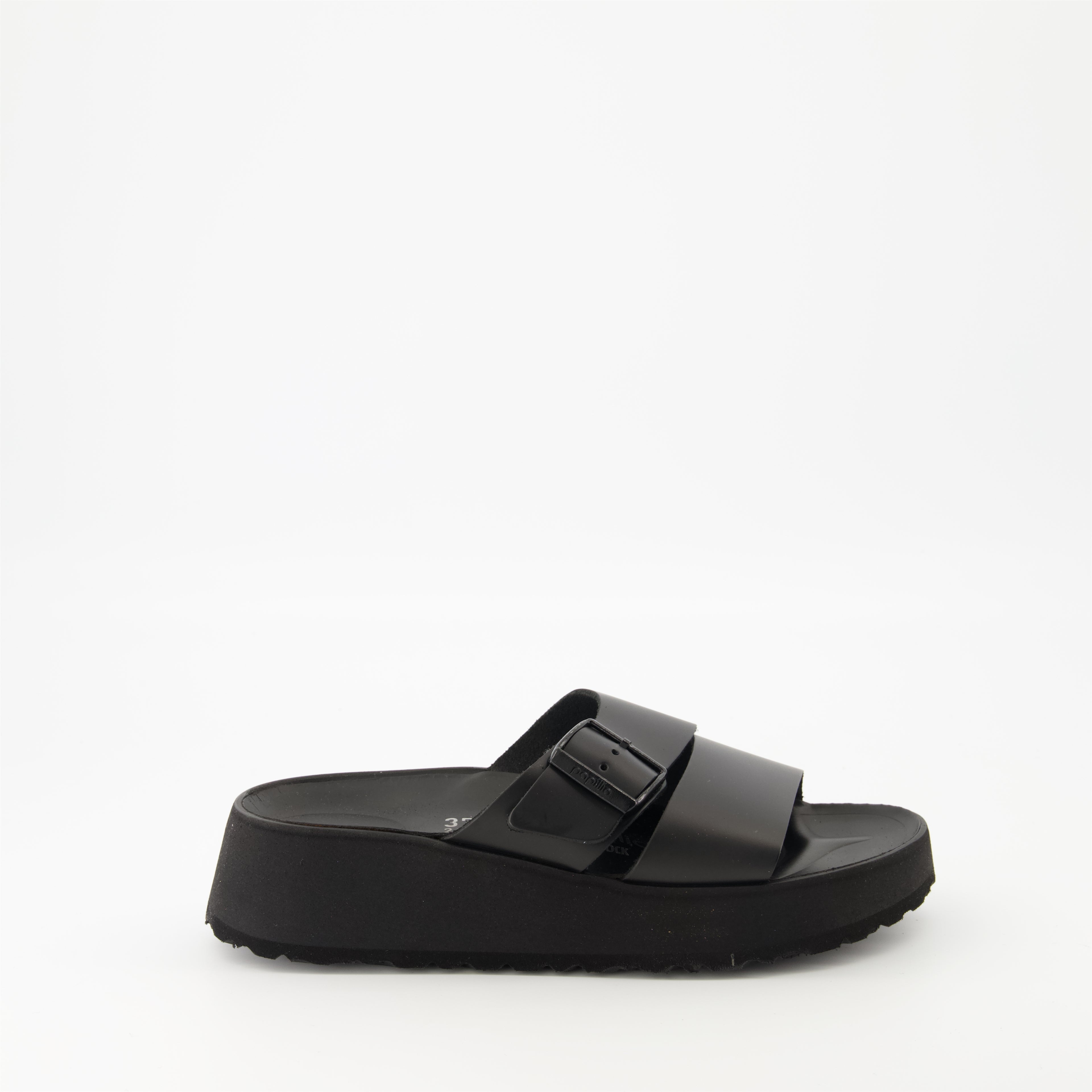 Chaussures ouvertes Sandales Almina Birkenstock Noir Femme