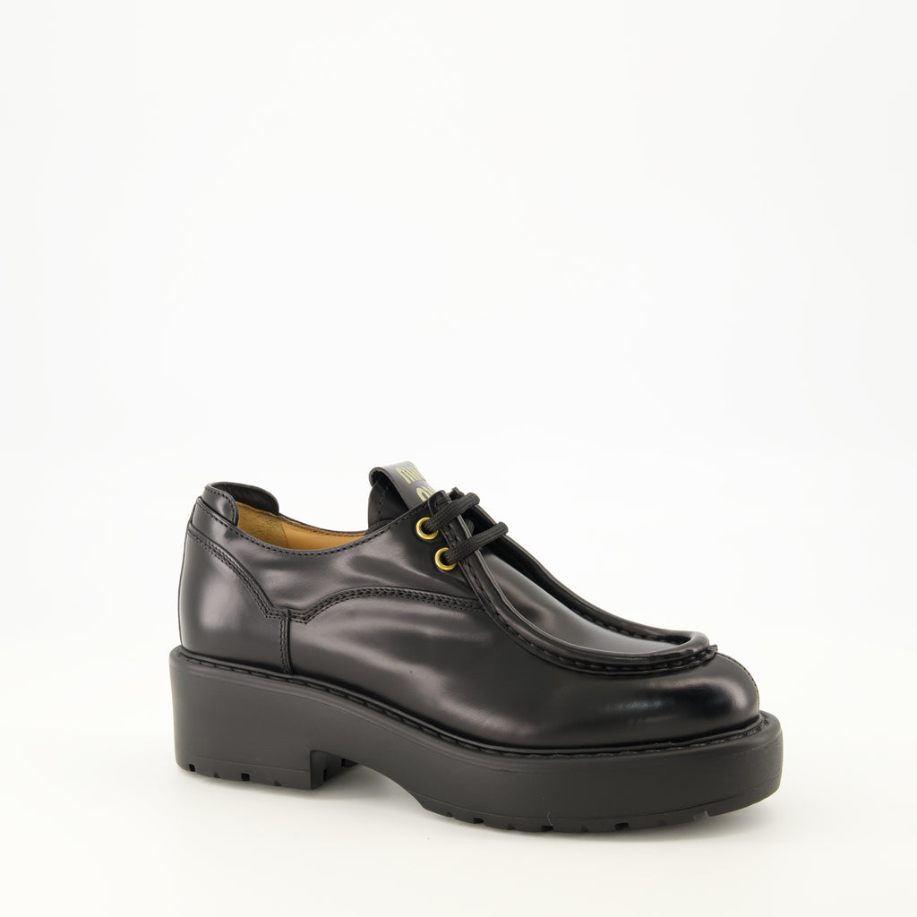 Chaussures plates Zapatos de Ciudad de Cuero Negro Miu Miu Noir Femme